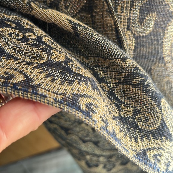 Metallic paisley shawl, Large - Picture 6 of 6